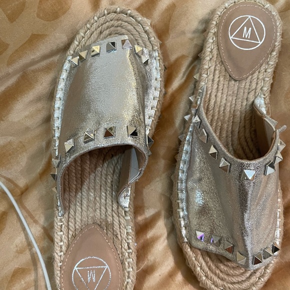 Misguided silver stud slides - Picture 2 of 3